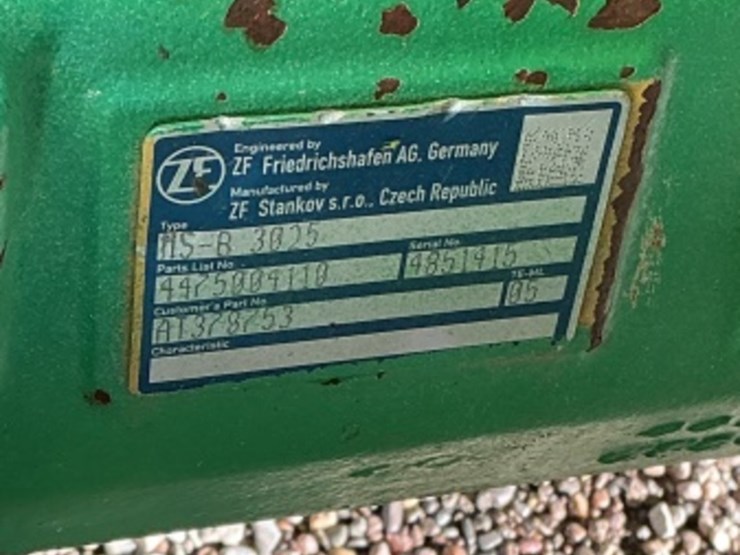 2019-deere-310l-ep-image-15