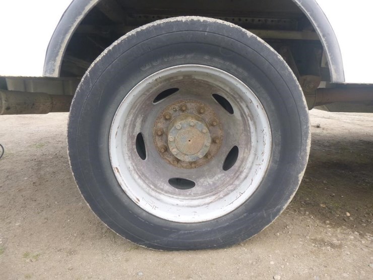 2008-ford-f550-image-23