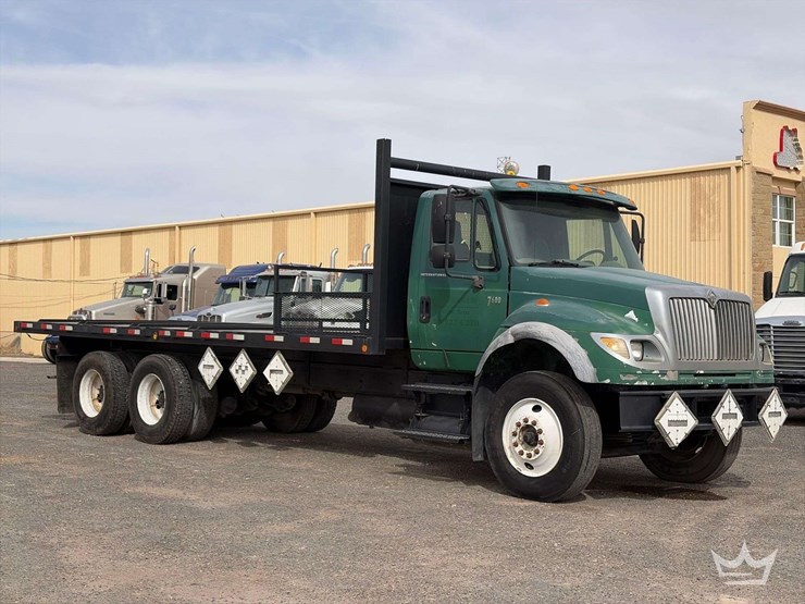 2006-international-7600-image-2