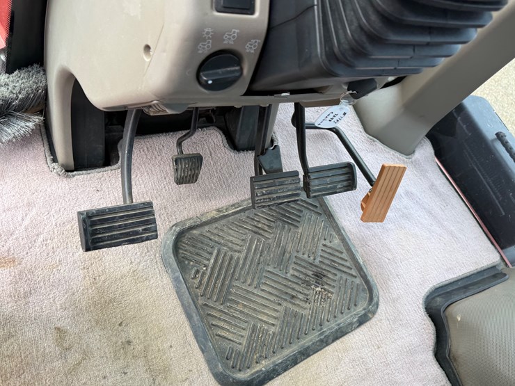 2012-case-ih-magnum-340-image-30