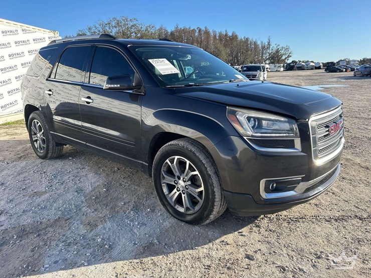 2016-gmc-acadia-image-2