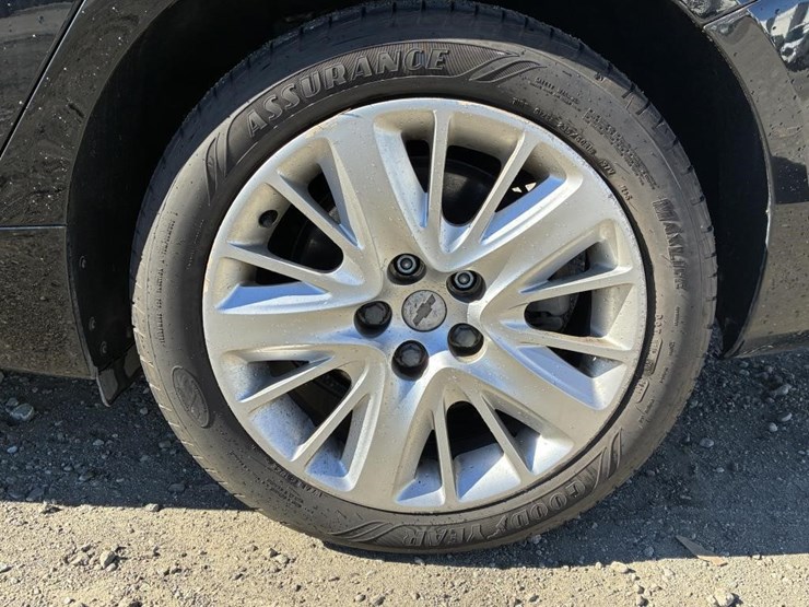 2019-chevrolet-impala-sedan-image-5