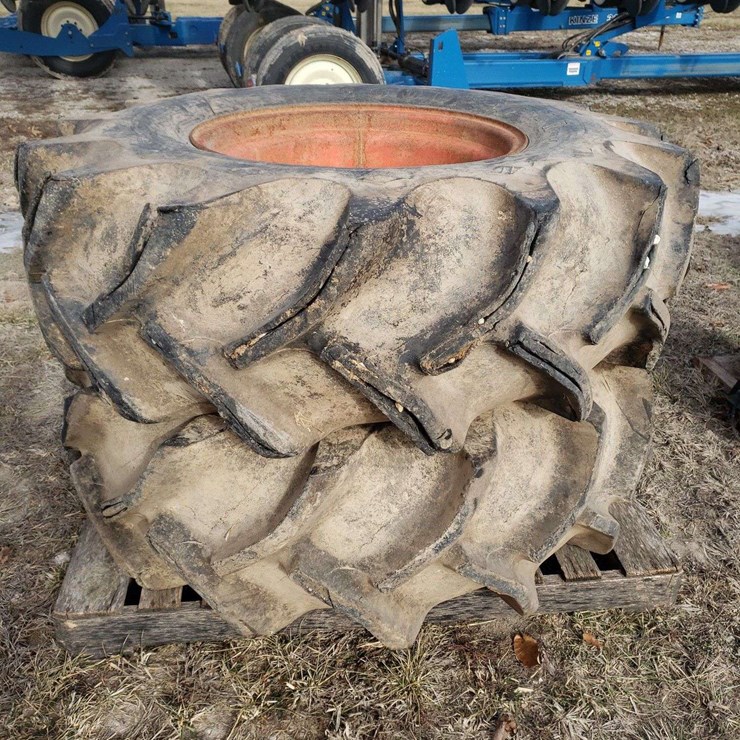 Goodyear 18.42-26 Rear Combine 8 Bolt Tires