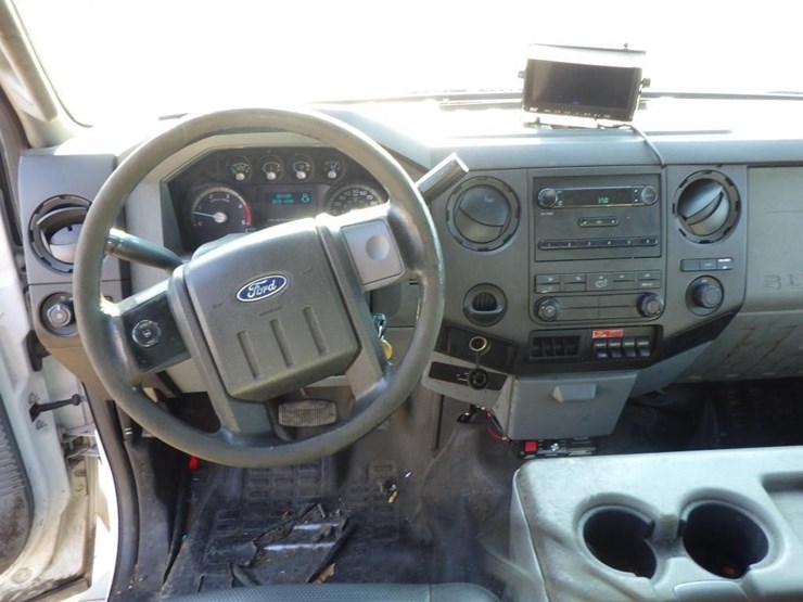 2012-ford-f350-image-7