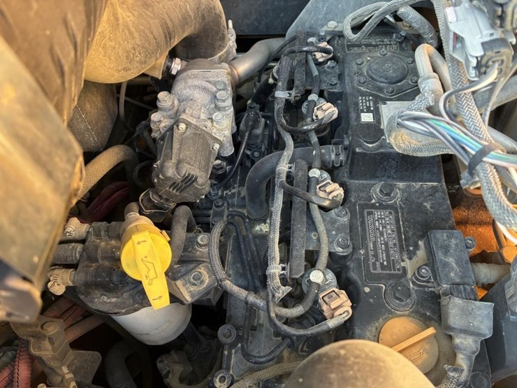 2019-manitou-1900r-image-19