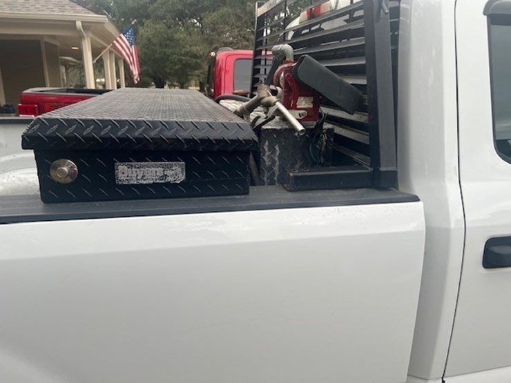 2017-ford-f250-xl-image-5