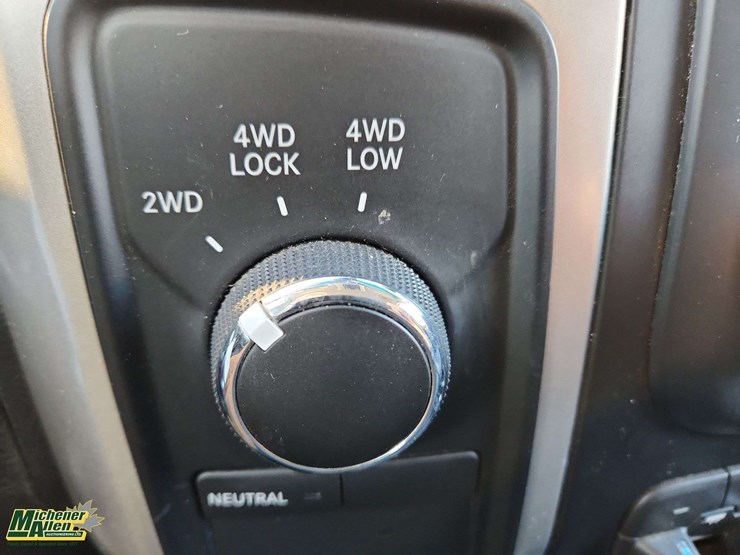 2016-dodge-2500-image-22