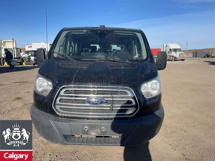 2016-ford-transit-image-9