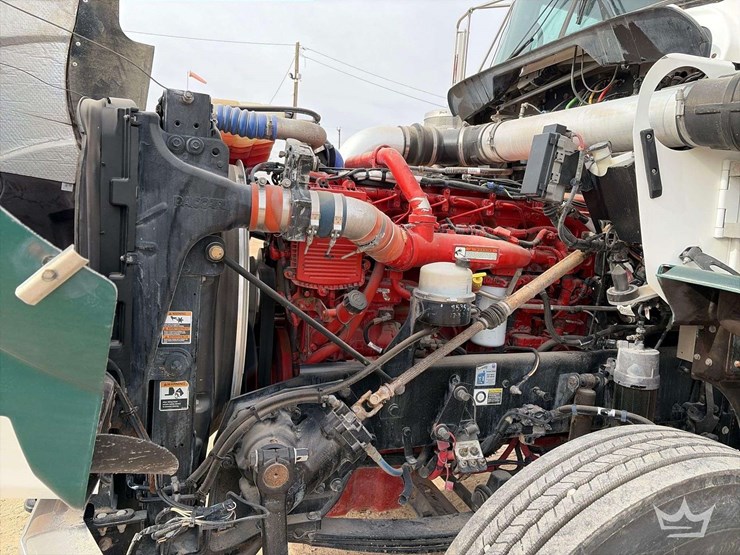 2012-kenworth-t800-image-9