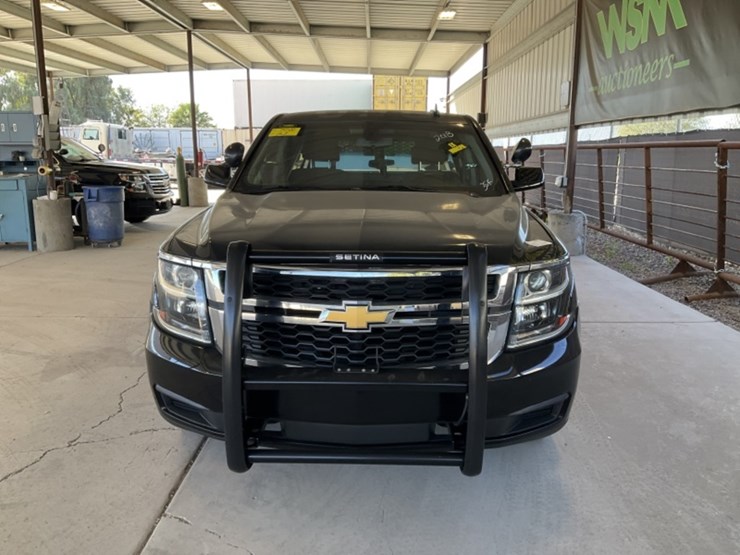 2018-chevrolet-tahoe-image-3