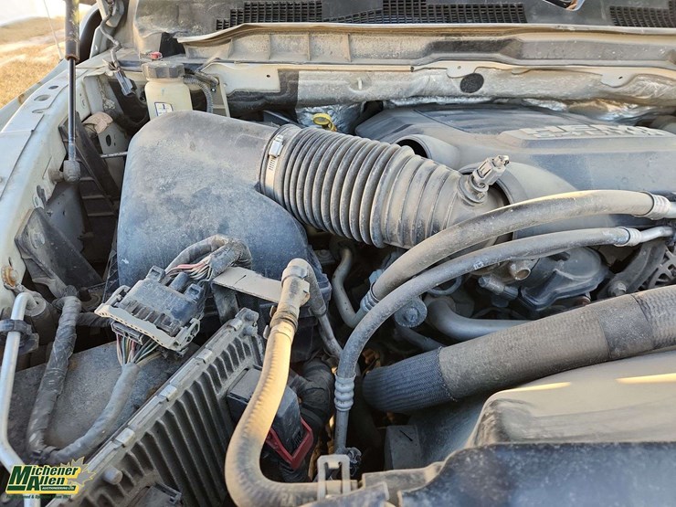 2016-dodge-2500-image-32