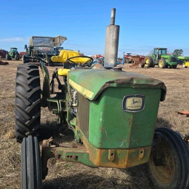 JOHN DEERE 1020