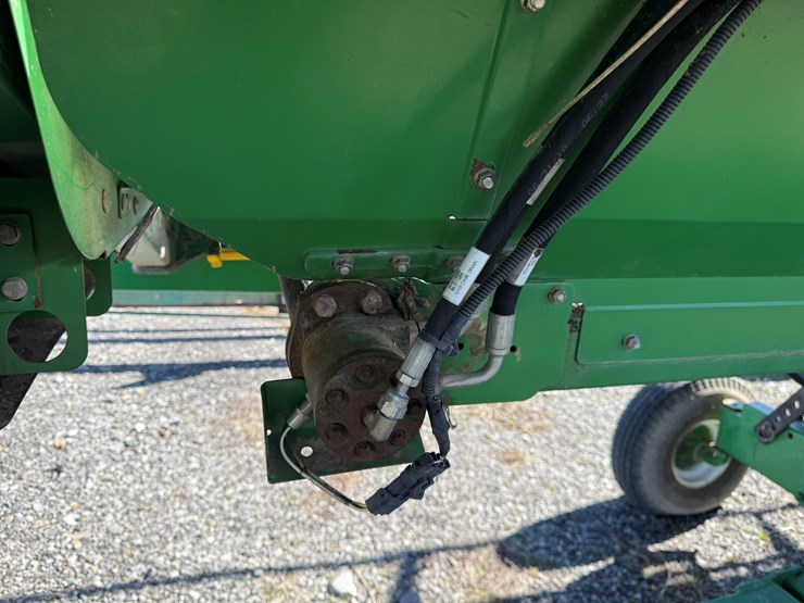 john-deere-630d-image-46