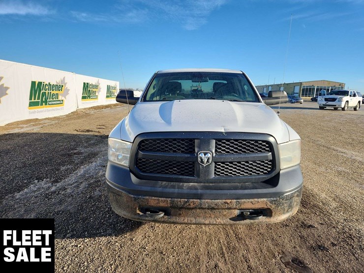 2014-dodge-1500-image-9