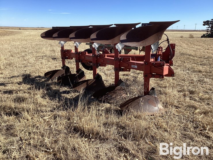 1994-case-165mbpl-moldboard-plow-image-4