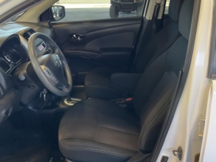 2015-nissan-versa-sdn-image-20