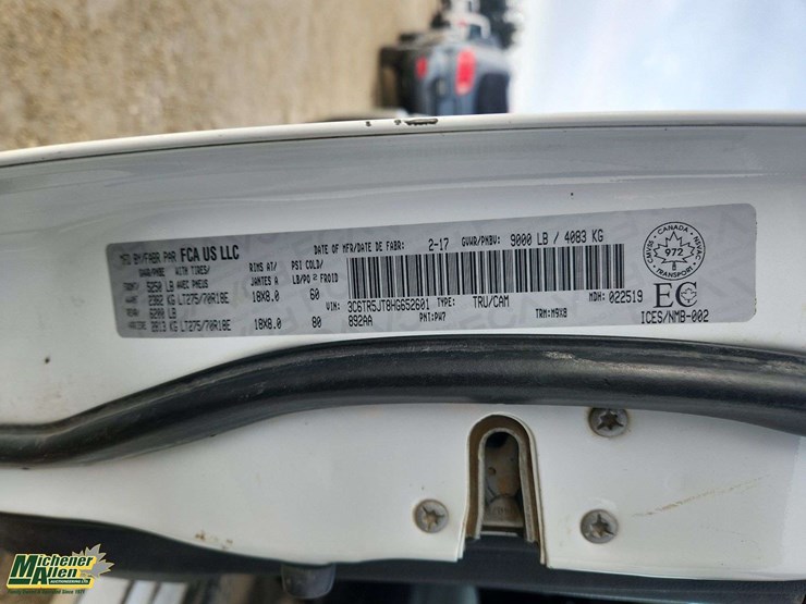 2017-dodge-2500-image-50