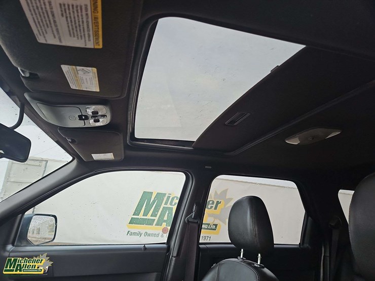 2008-ford-escape-image-21