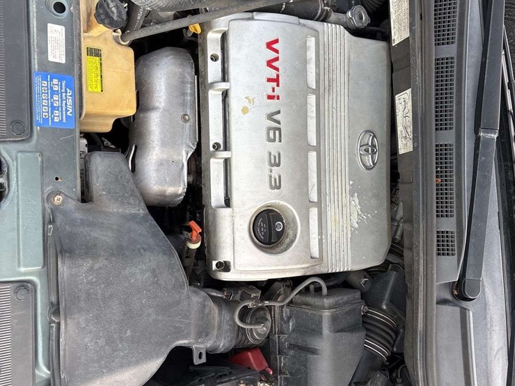 2005-toyota-sienna-image-7