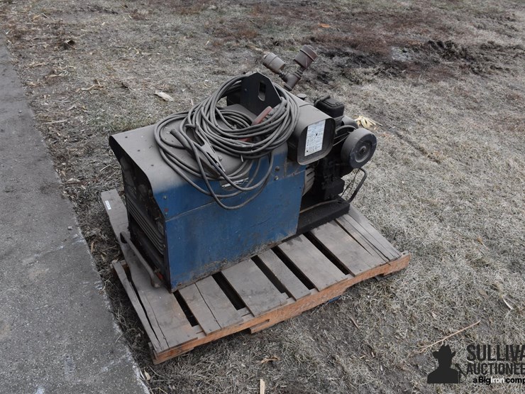 miller-bluestar-2e-ac/dc-welding-generator-image-1