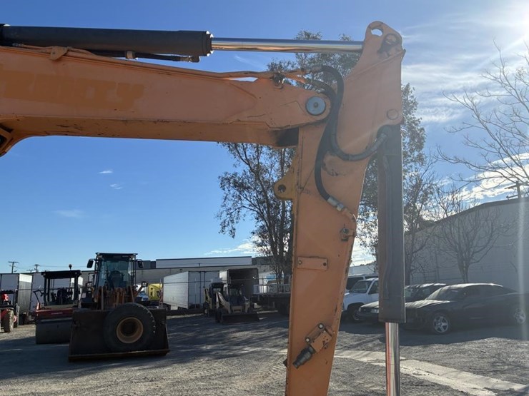 2016-mustang-800z-image-13