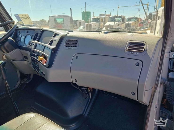 2000-sterling-l7501-image-52