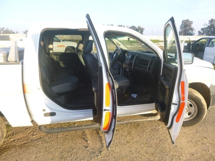 2014-dodge-1500-image-13