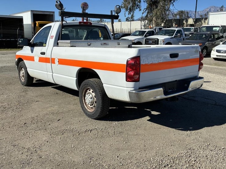 2007-dodge-ram-pickup-truck-image-4