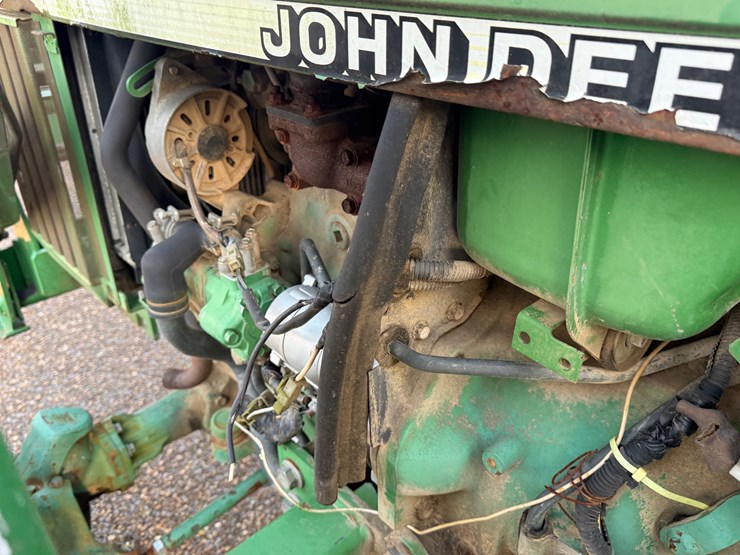 john-deere-790-image-8