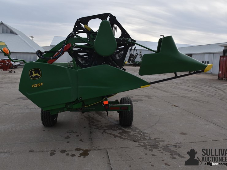 2023-john-deere-635f-image-4