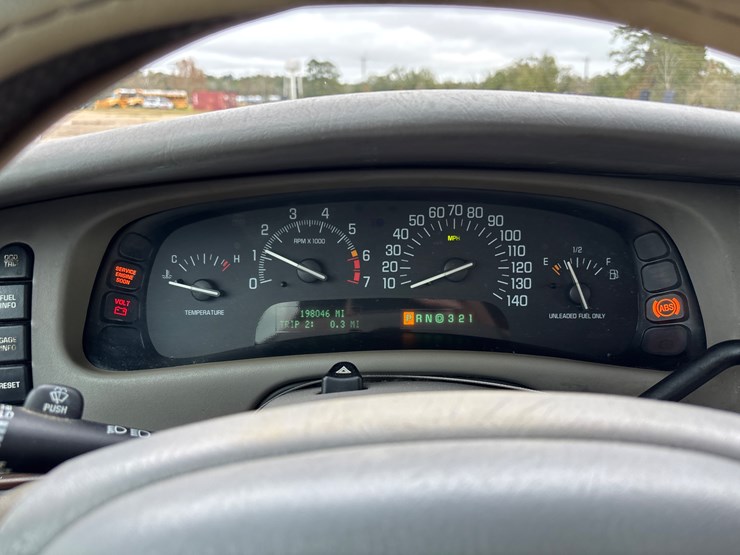 #31148-•-2000-gm-park-avenue-image-12