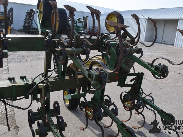 john-deere-845-image-20