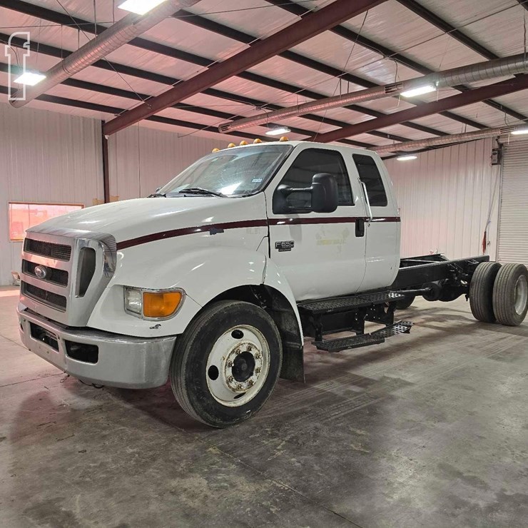 2007 FORD F650 SD