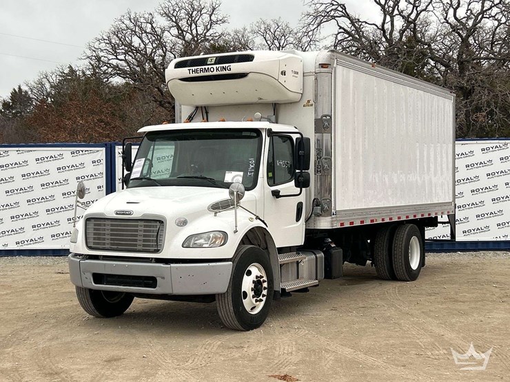 2018-freightliner-m2-106-image-1