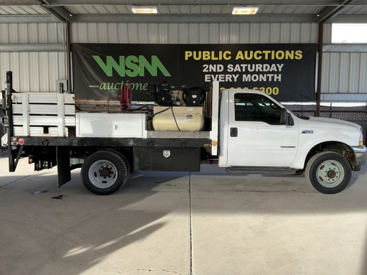 2002-ford-f550-image-1