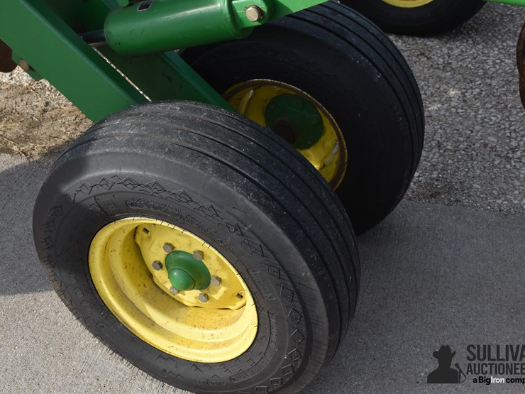 john-deere-637-image-19
