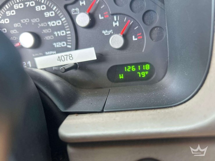 2004-ford-explorer-image-6