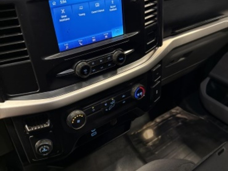 2021-ford-f150-image-22