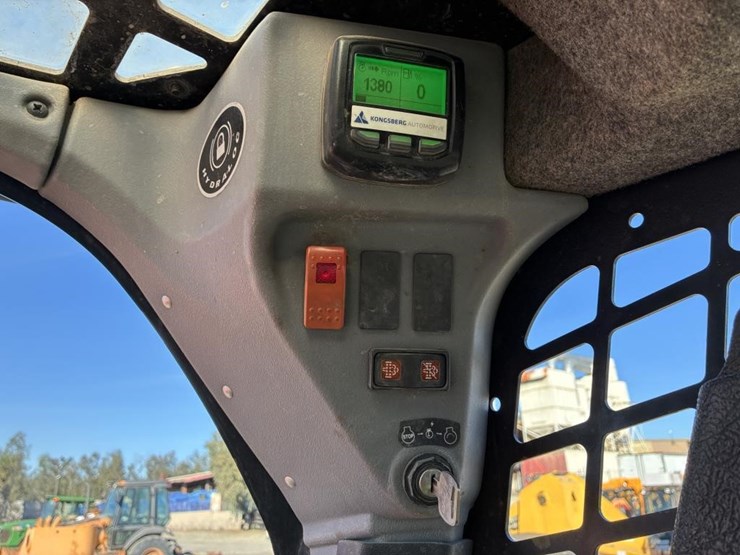 2019-manitou-1900r-image-14