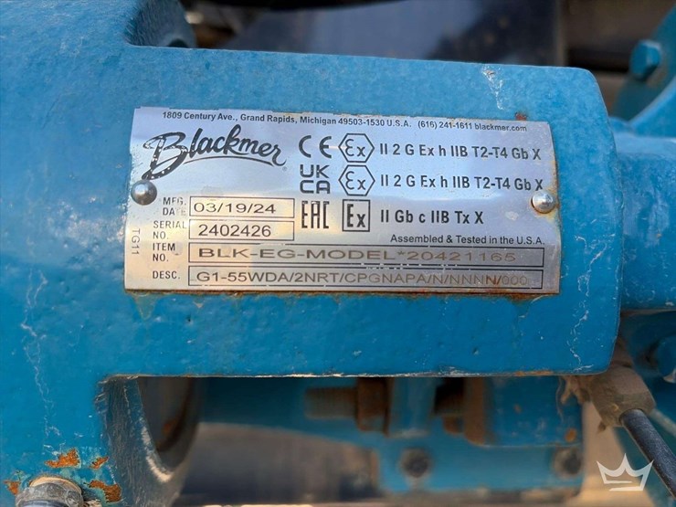 2016-peterbilt-337-image-40