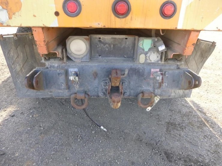 2001-international-4900-image-26