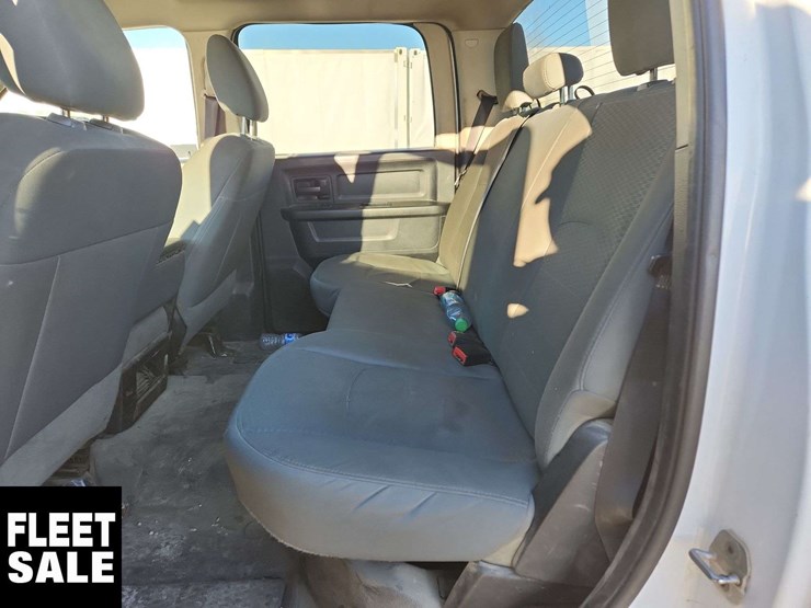 2014-dodge-1500-image-15