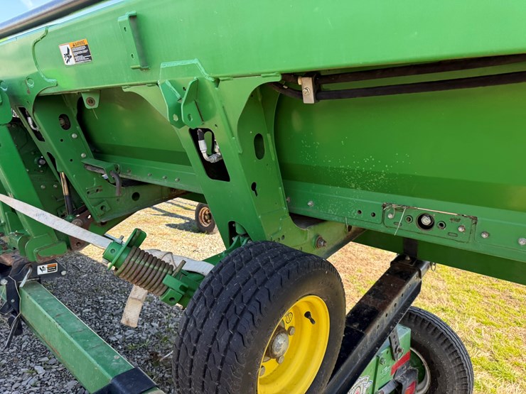 john-deere-630d-image-29