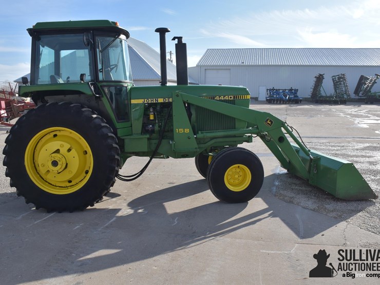 1981-john-deere-4440-image-4