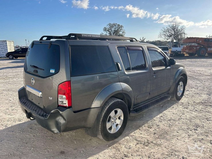 2006-nissan-pathfinder-image-3