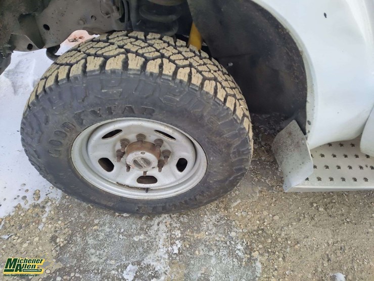 2015-ford-f350-image-21