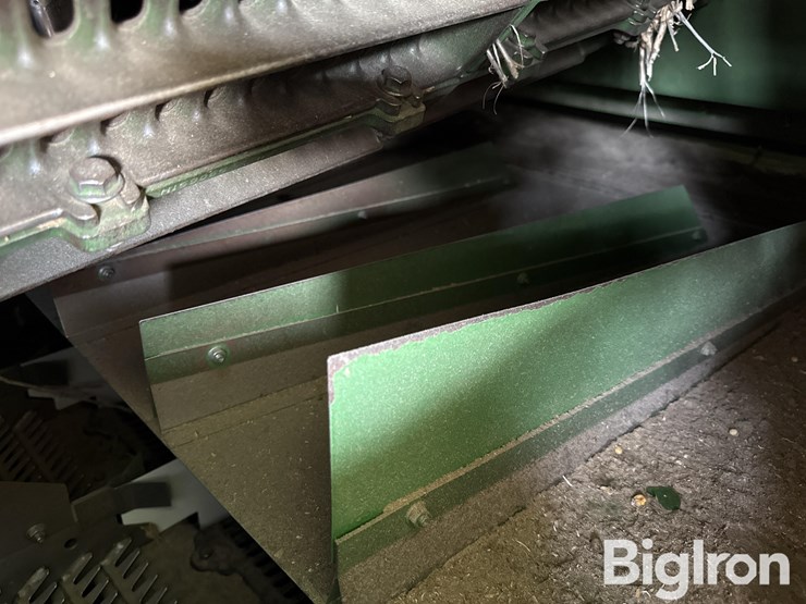 2010-john-deere-9770-sts-image-17