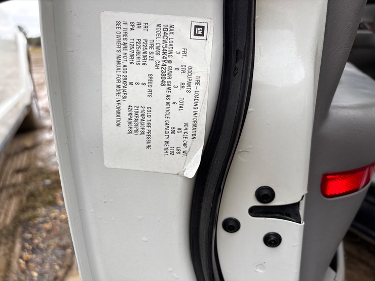 #31148-•-2000-gm-park-avenue-image-11