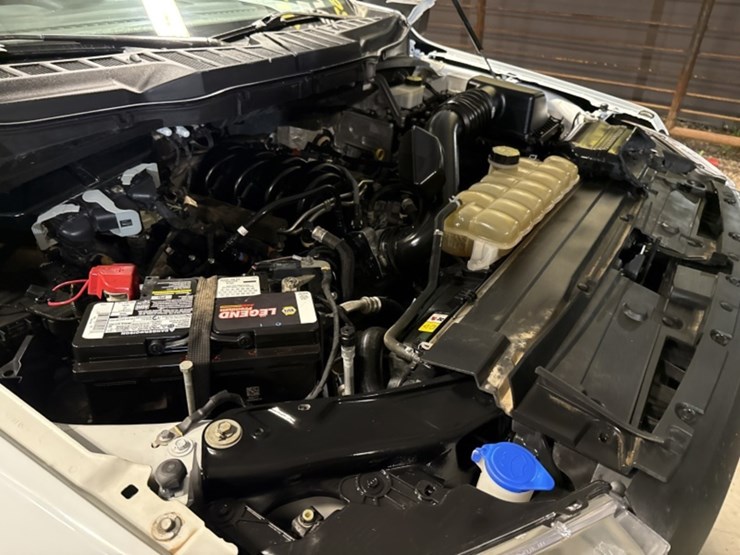 2021-ford-f150-image-13