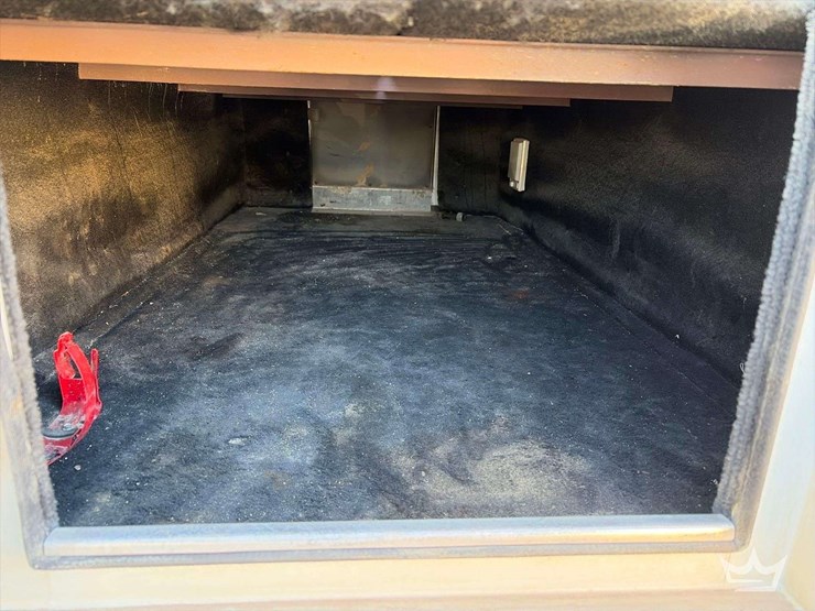 2013-kenworth-t800-image-27